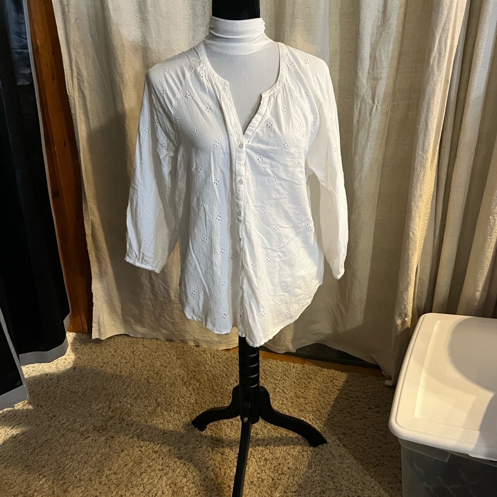 Old Navy White Eyelet Blouse